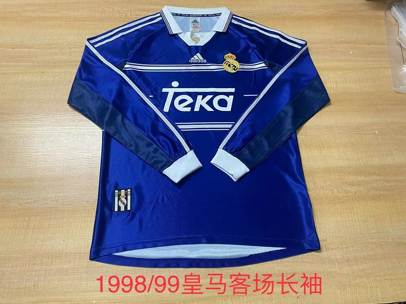 Real Madrid 1998/99 Away Shirt Long Sleeve Purple