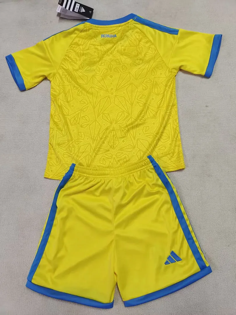 Ukraine 2016/28 Home Kids Kit — 2