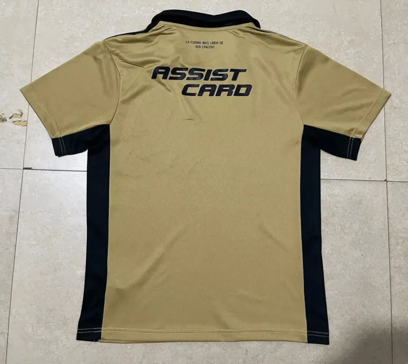Colo-Colo 2024/25 Shirt Short Sleeve Gold — 1