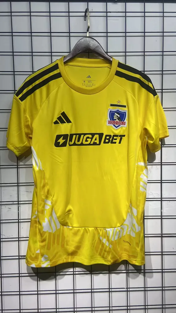 Colo-Colo 2026/27 Goalkeeper Shirt Yellow — 1