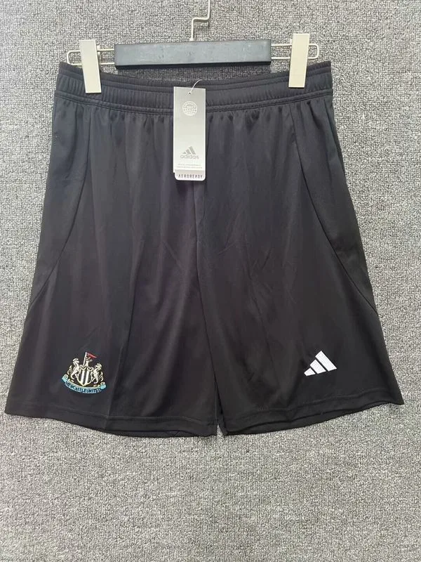 Newcastle United 2024/25 Domicile Short — 1