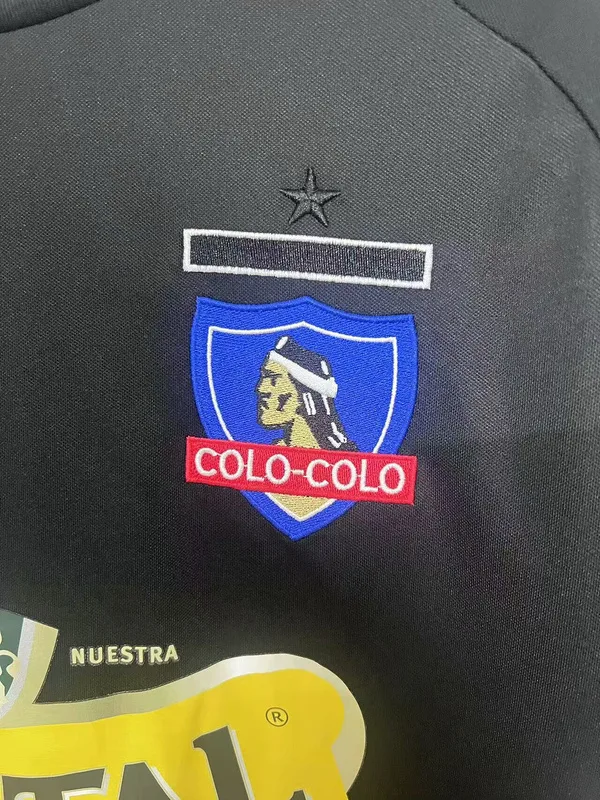 Colo-Colo 2011 Away Shirt — 2