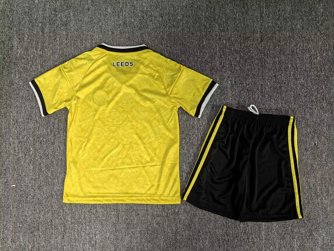 Leeds United 2026/27 Auswärts Set Kinder — 2