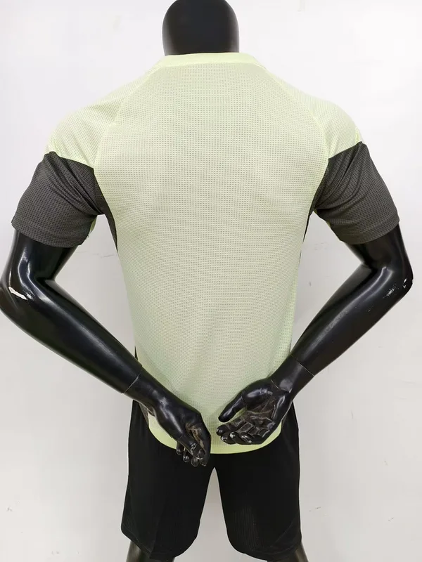 Real Madrid 2025/26 Trikot Yellow