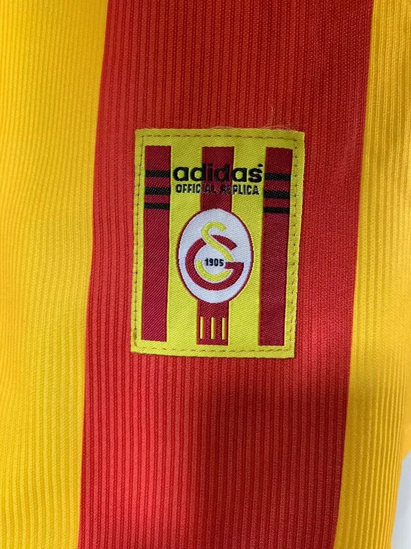Galatasaray 1999/00 Home Shirt