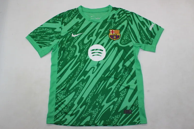 Barcelona 2024/25 Goalkeeper Shirt Green — 1