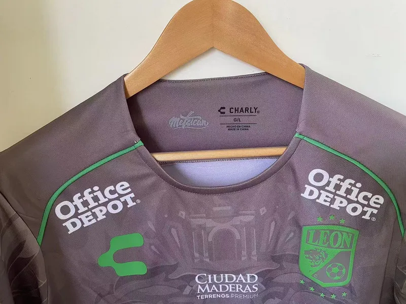 Club León 2024/25 Third Shirt Grey — 1