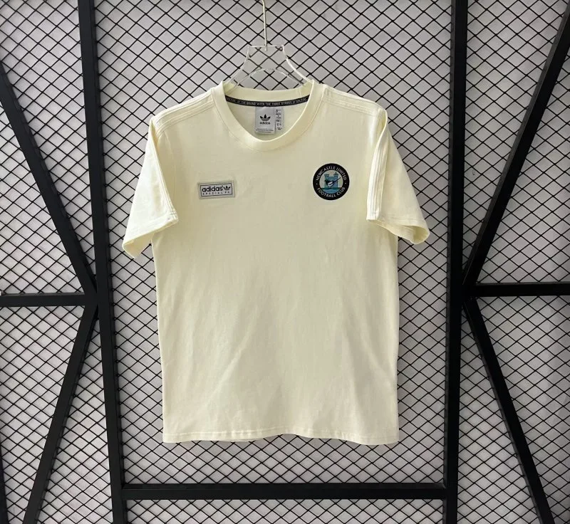 Newcastle United 2025/26 Shirt — 1