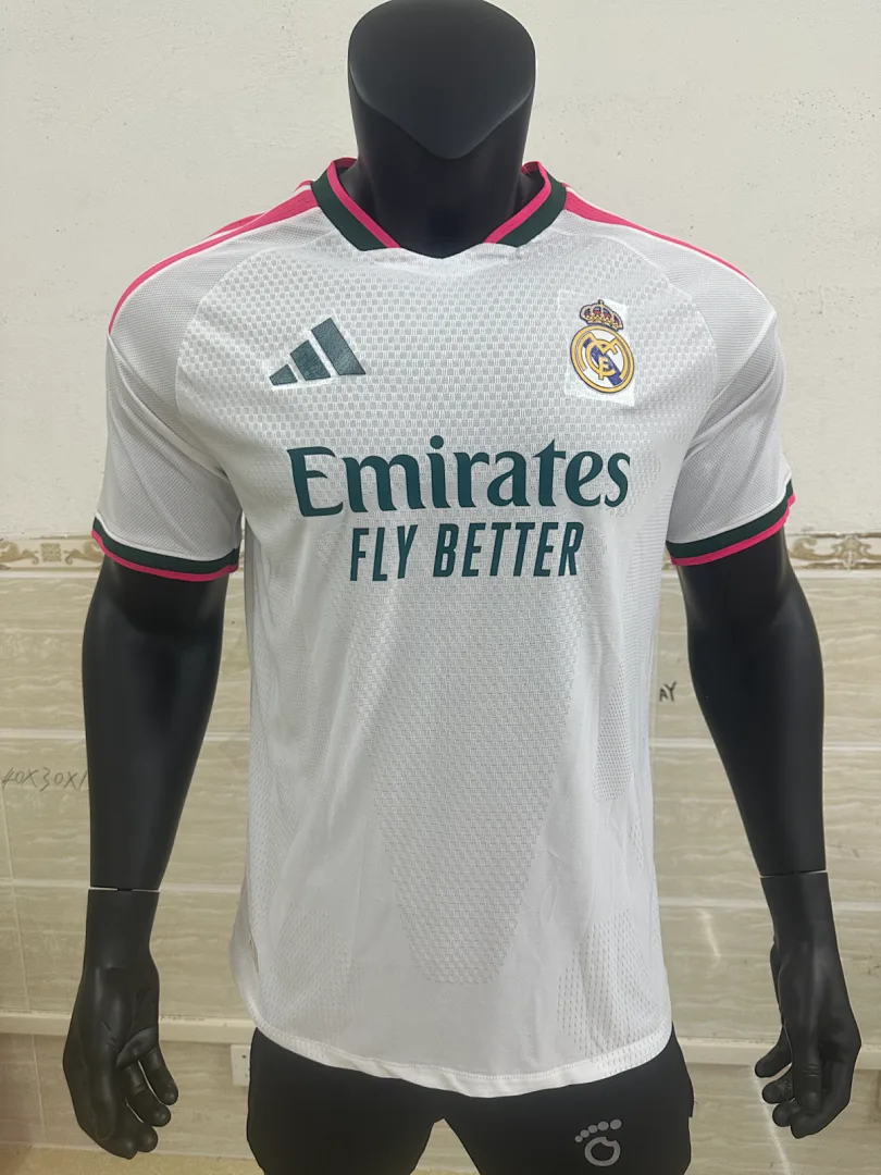 Real Madrid 2025/26 Trikot White Player