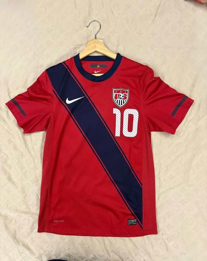 USA 2011 Away Shirt Red — 2