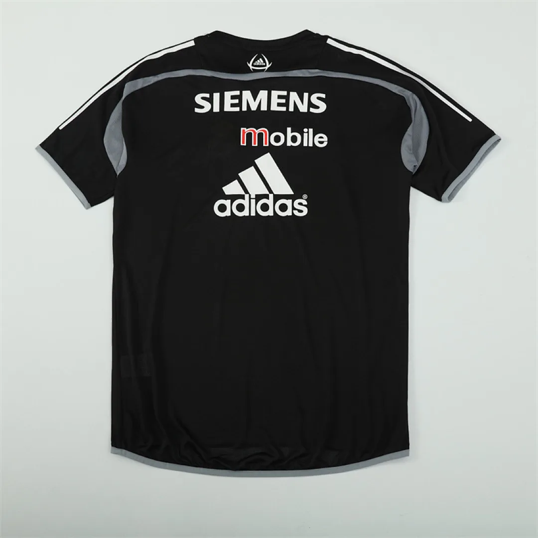 Real Madrid 2004/05 Training Shirt Black