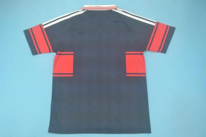 Bayern Munich 1997/98 Home Shirt — 2