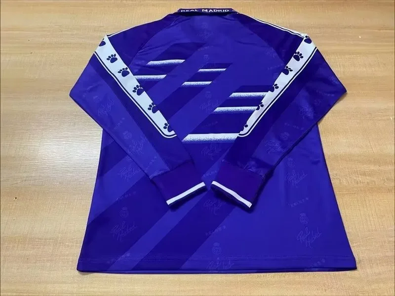 Real Madrid 1994/96 Away Shirt Long Sleeve — 2