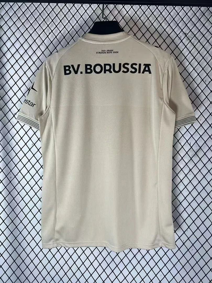 Borussia Dortmund 2025/26 Goalkeeper Shirt