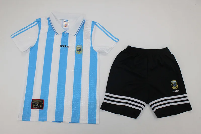 Argentina 2016/28 Home Kids Kit — 2