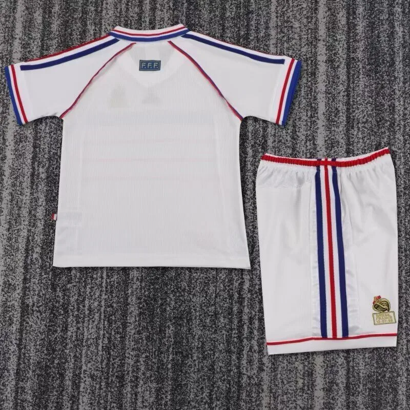 France 2016/28 Away Kids Kit