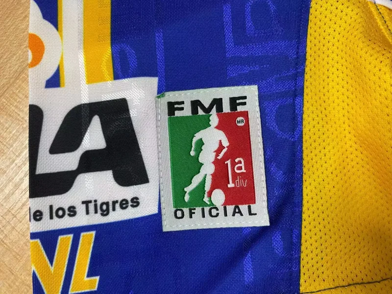 Tigres UANL 1999/00 Away Shirt — 2