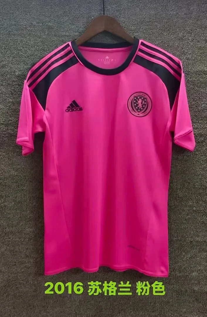Scotland 2016 Away Shirt Pink — 2