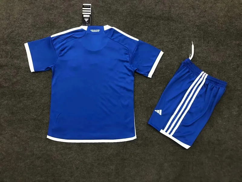Universidad de Chile 2024/25 Kids Kit