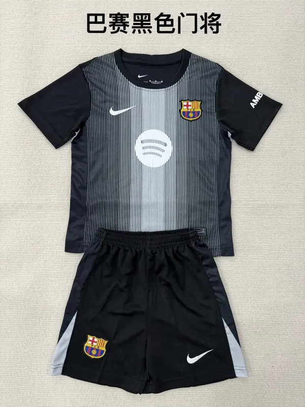 Barcelona 2025/26 Goalkeeper Kids Kit Black — 1