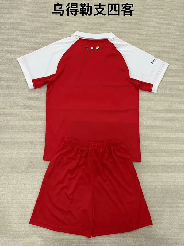 Utrecht 2025/26 Conjunto de Niño