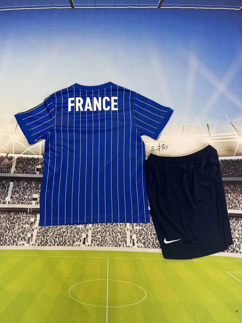 France 2026 Kids Kit — 2