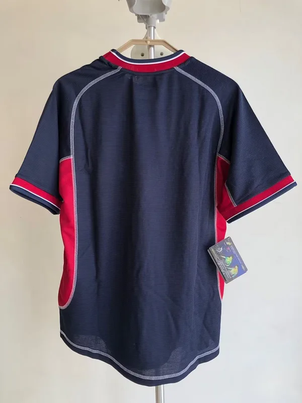 Manchester United 2001/02 Third Shirt Blue