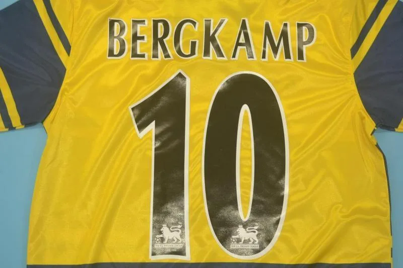 Arsenal 1997 Away Shirt Yellow