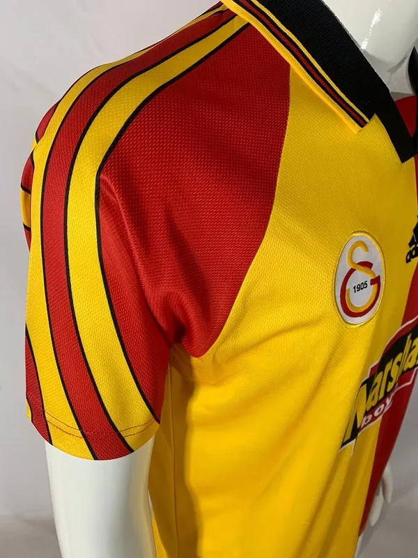 Galatasaray 1998/99 Primera Equipación Camiseta — 1