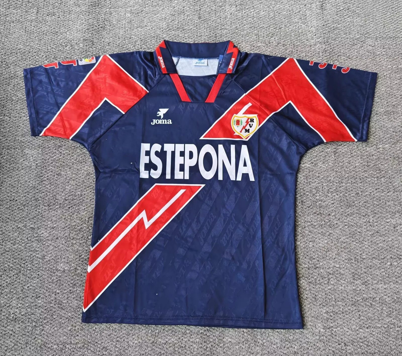 Rayo Vallecano 1995/96 Away Shirt