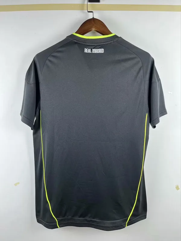 Real Madrid 2010/11 Away Shirt