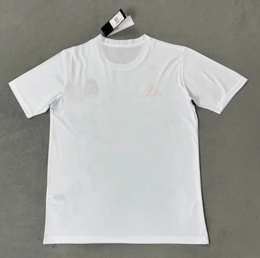 Real Madrid 2025/26 Trikot Sonderedition White Marvel — 2
