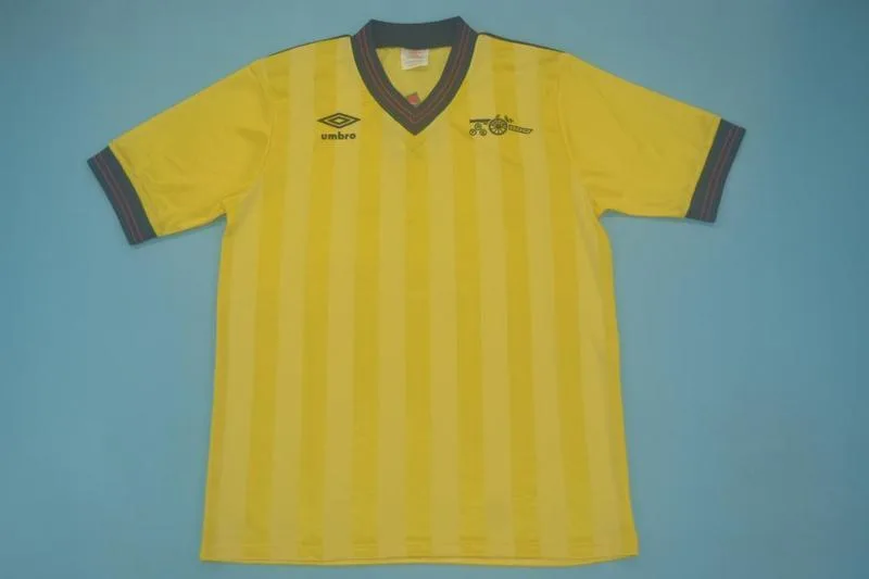 Arsenal 1984/86 Away Shirt
