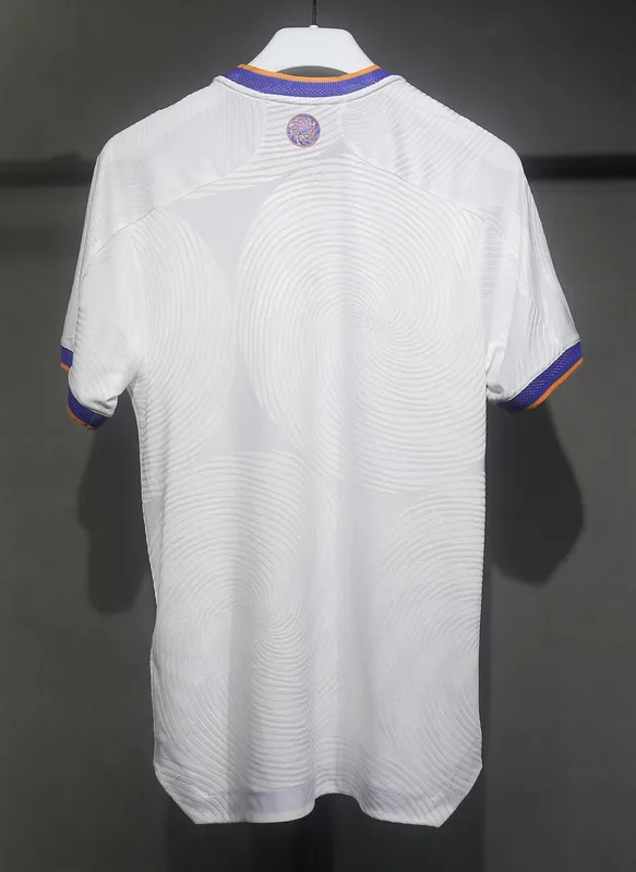 Real Madrid 2021/22 Heim Trikot Spielerversion