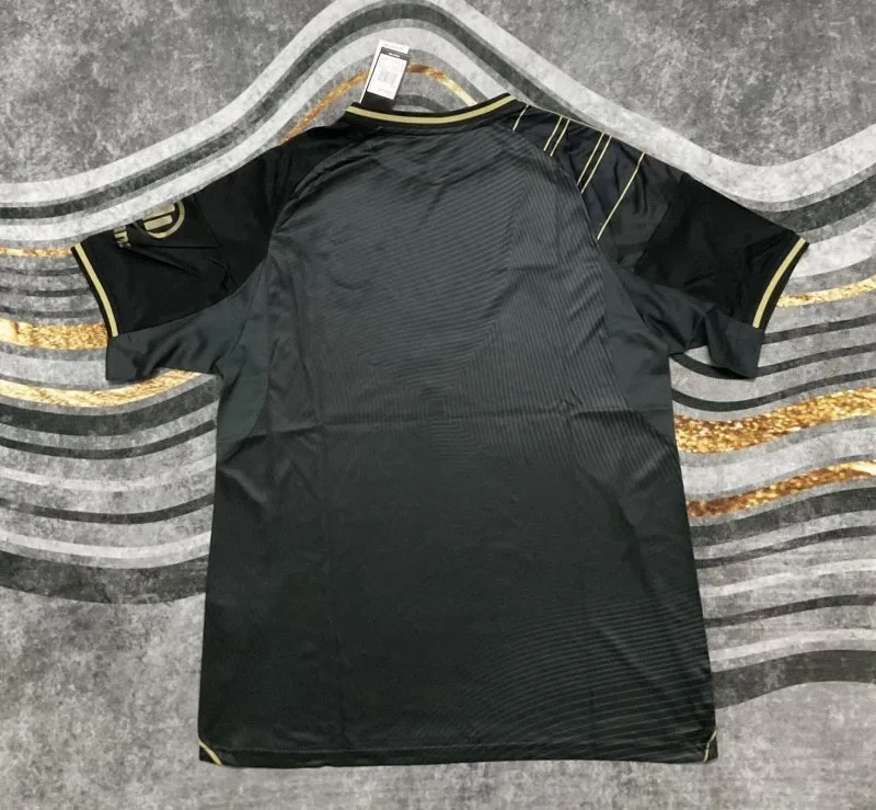 FC Bayern München 2025/26 Trikot Sonderedition — 1