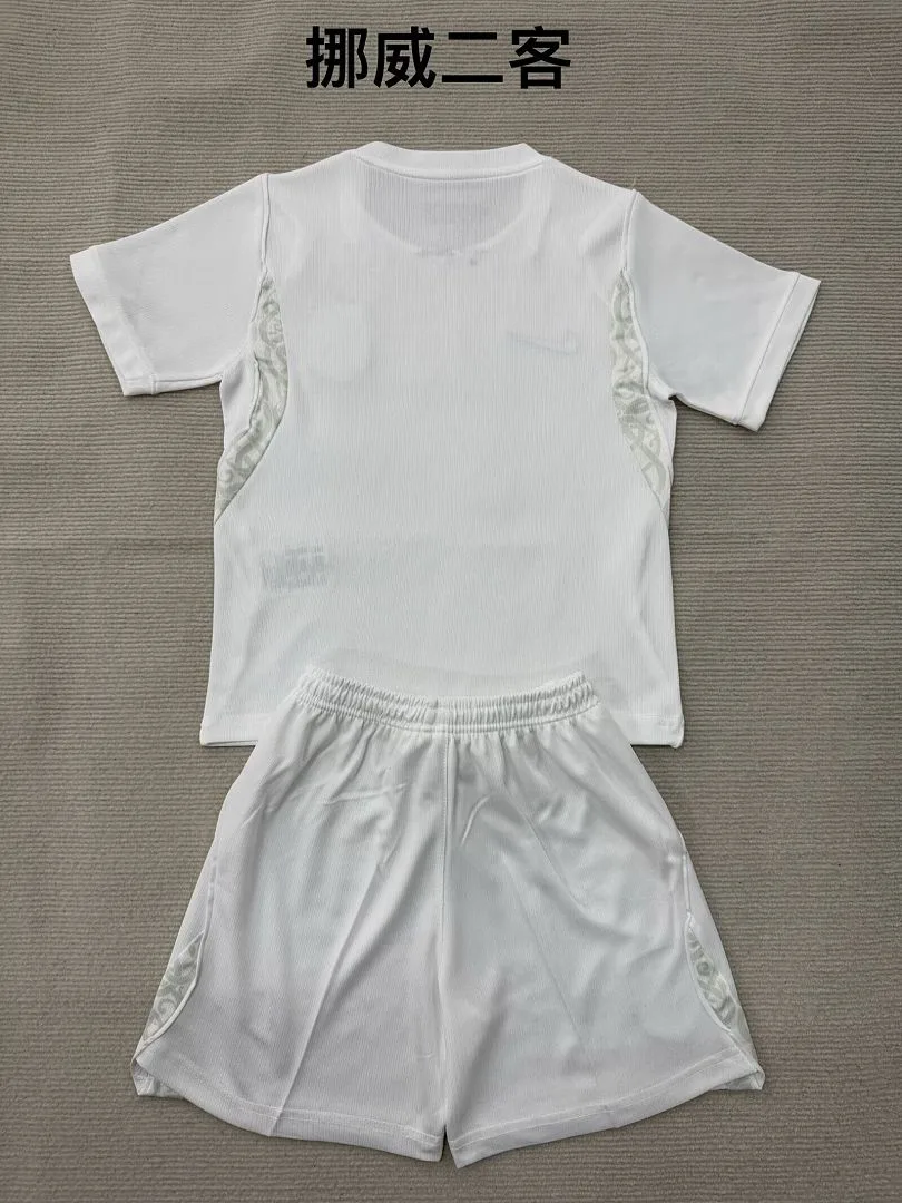 Norwegen 2026 Ausweich Set Kinder White