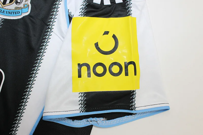 Newcastle United 2025/26 Heim Trikot Kurzarm — 1