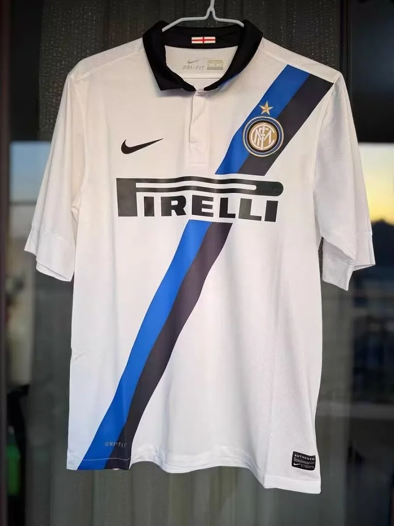 Inter Milan 2011/12 Away Shirt — 2