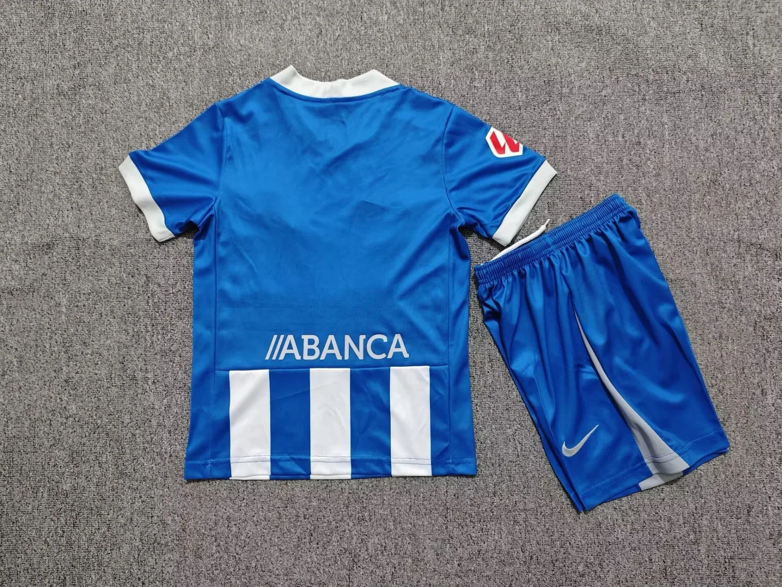 Deportivo Alavés 2026/27 Domicile Ensemble Enfant — 2