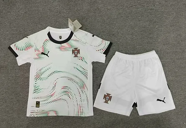 Portugal 2025/26 Conjunto de Niño — 1