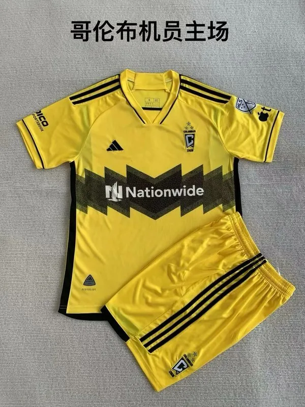 Columbus Crew 2024/25 Home Kids Kit — 1