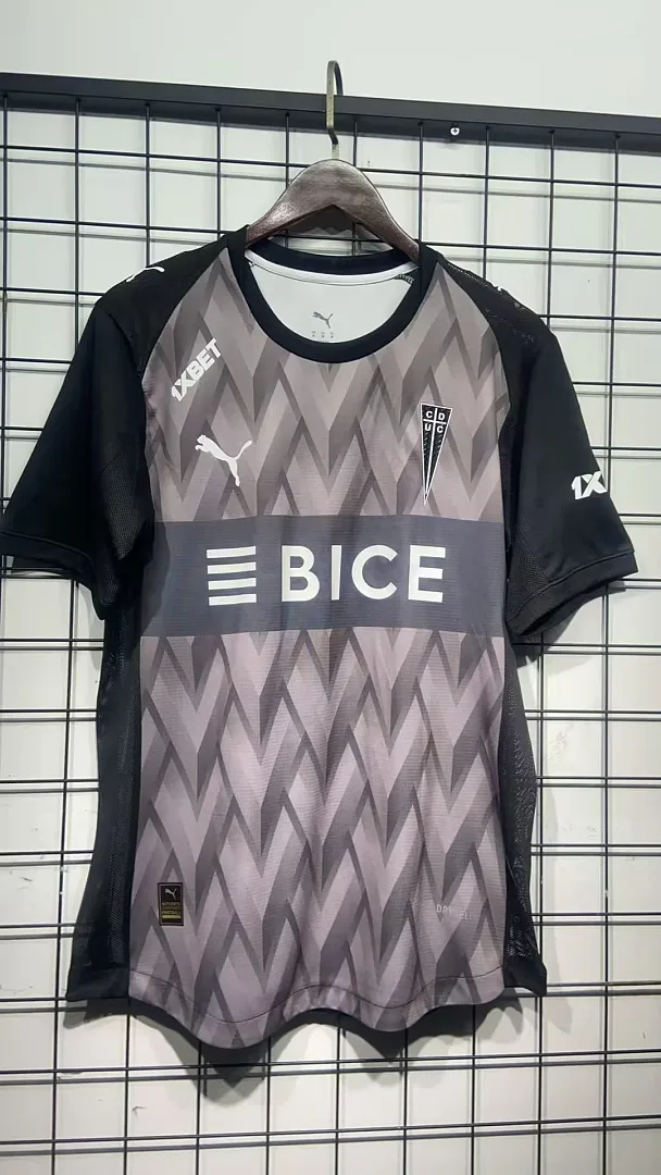 Universidad Católica 2026/27 Goalkeeper Shirt Black — 2