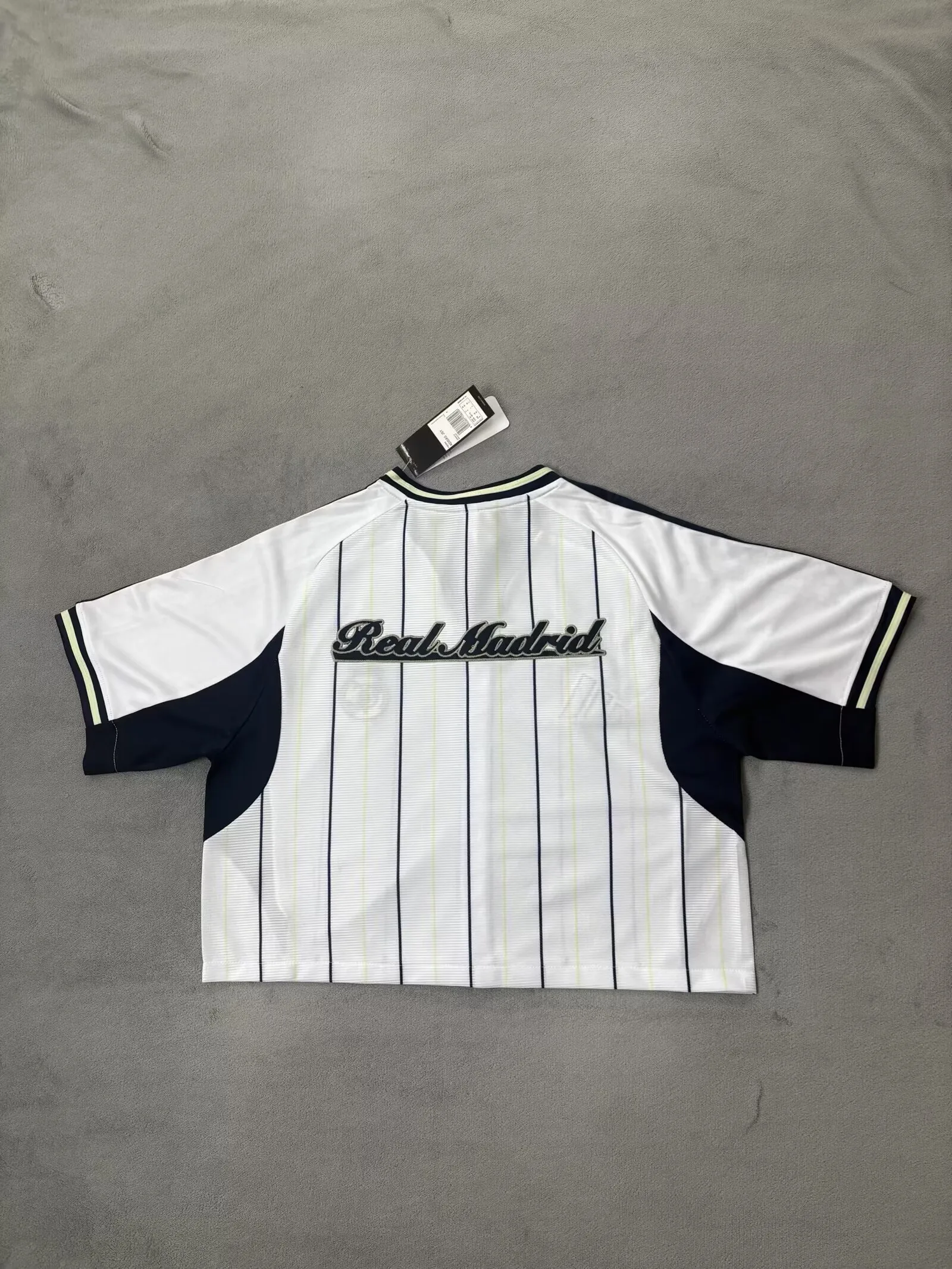 Real Madrid 2025/26 Trikot Damen — 2