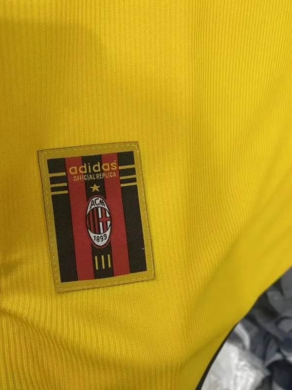 AC Milan 1999/00 Away Shirt Yellow — 2