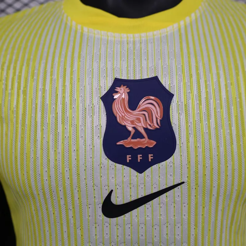 France 2025/26 Goalkeeper Shirt Player Version Yellow — 2