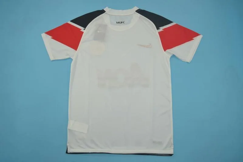 Manchester United 2010/11 Away Shirt White — 2
