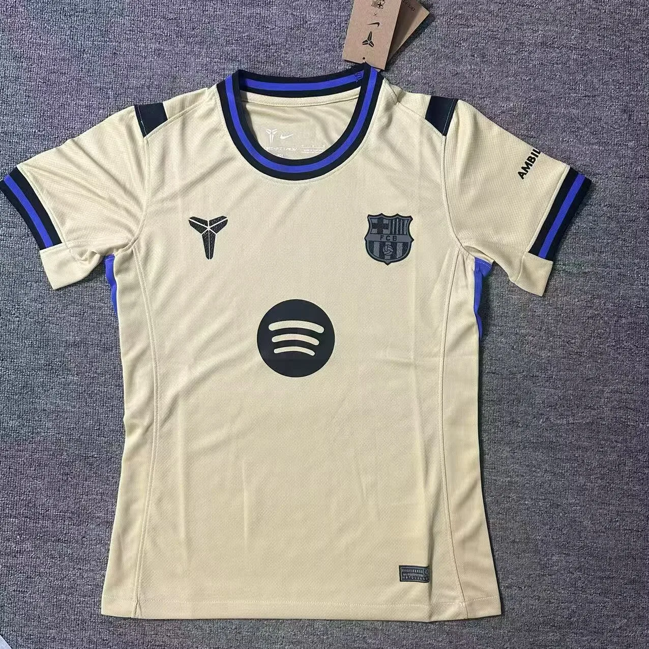Barcelona 2025/26 Away Women's Shirt — 1