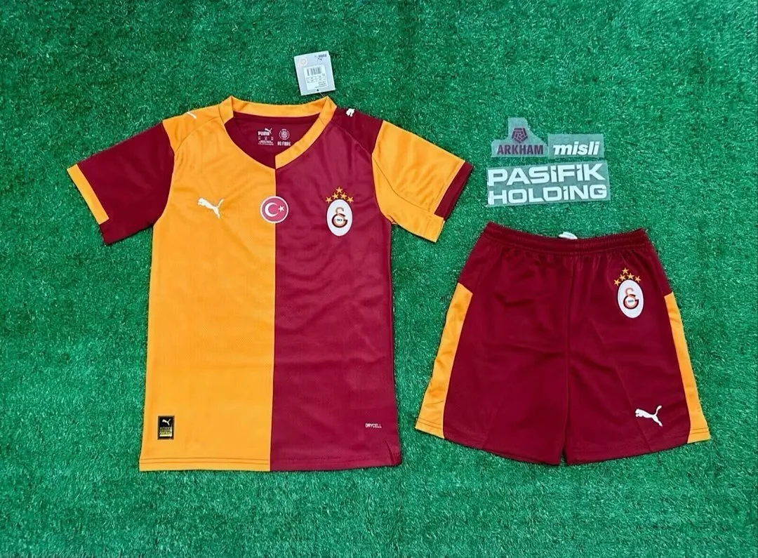 Galatasaray 2025/26 Home Kids Kit — 2