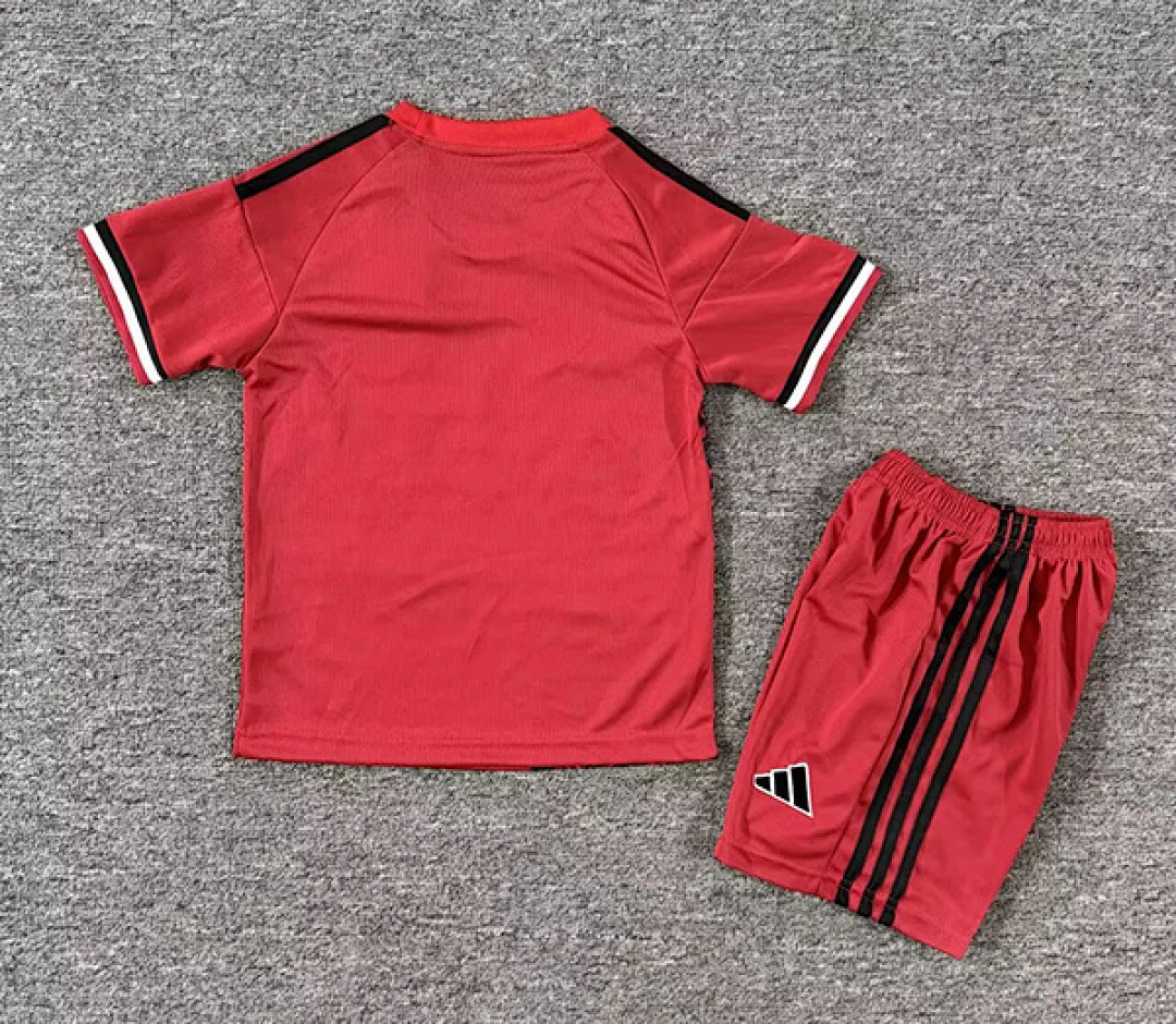Manchester United 2025/26 Set Kinder Sonderedition M-U Edition — 1