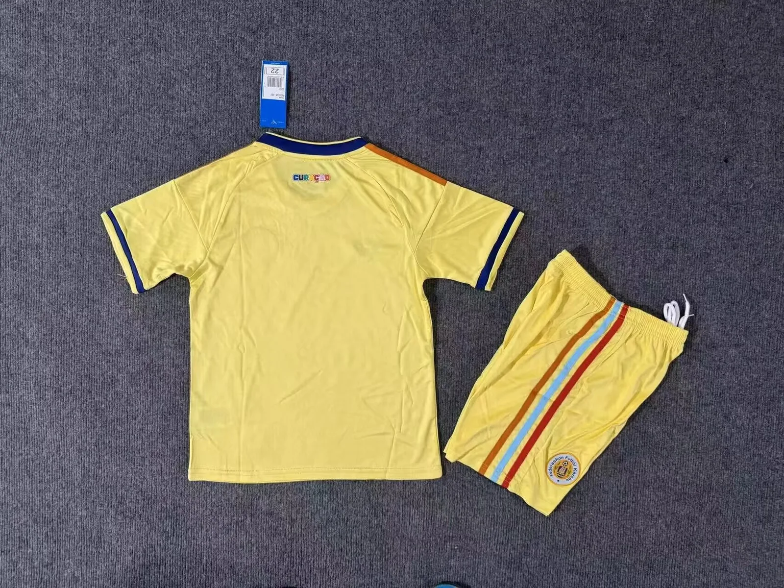 Curacao 2016/28 Away Kids Kit — 2